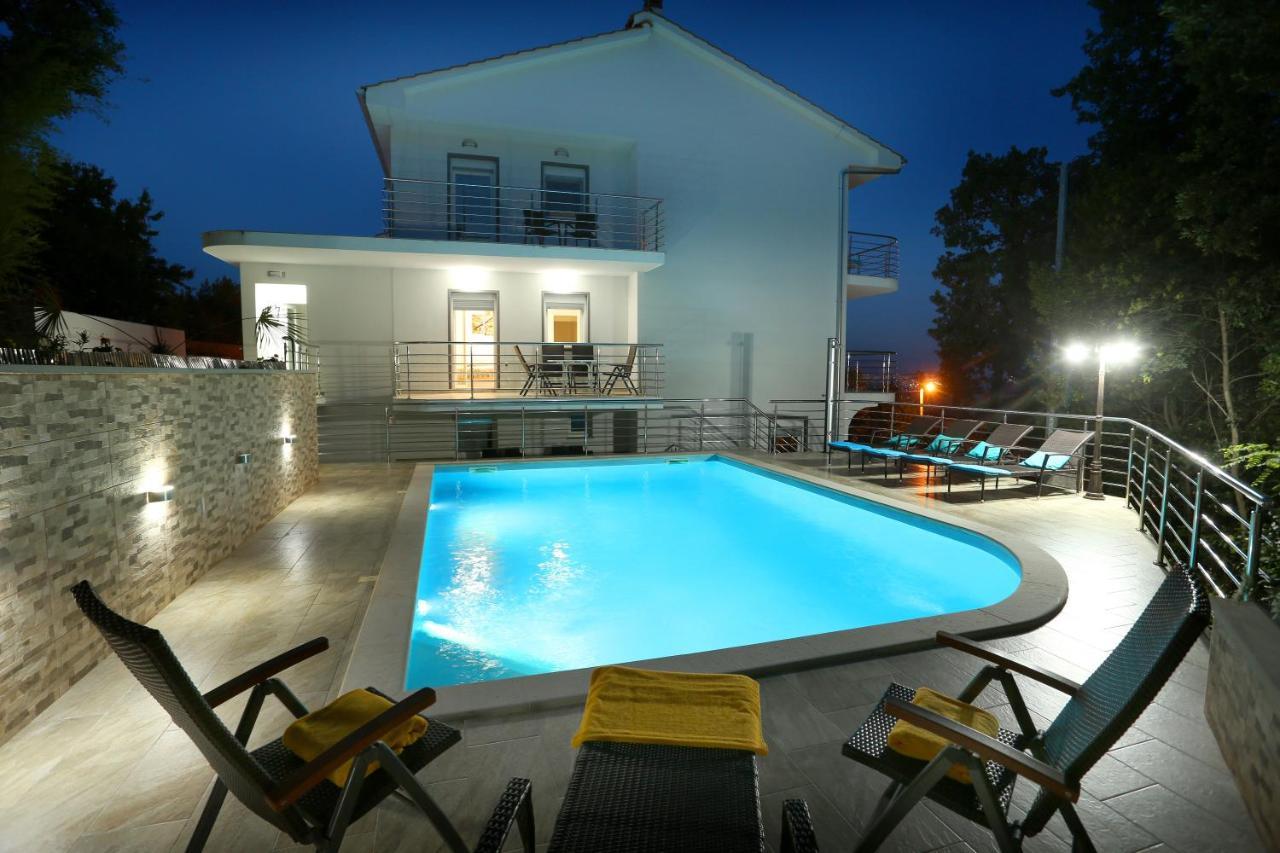 Villa Dragi With Pool, Sauna, & Whirlpool أوباتيا المظهر الخارجي الصورة